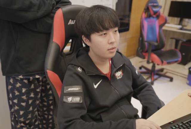 晋升四强 晋升四强