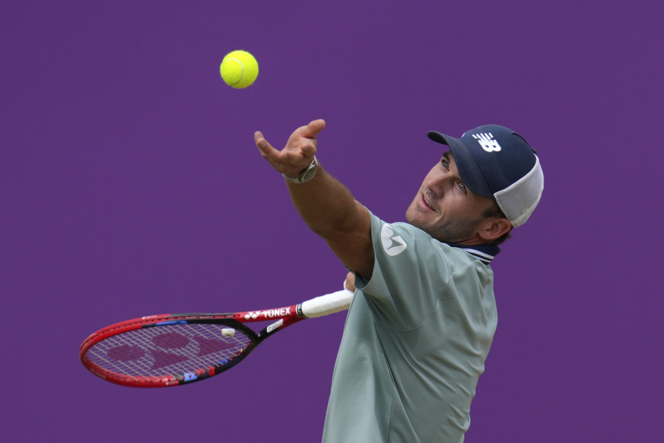 更让我们见 更让我们见