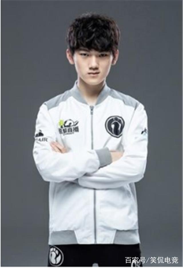 盲追等行为 盲追等行为